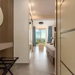 Corfelia Seaview Ипсос