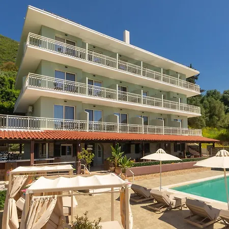 Corfelia Seaview 4*