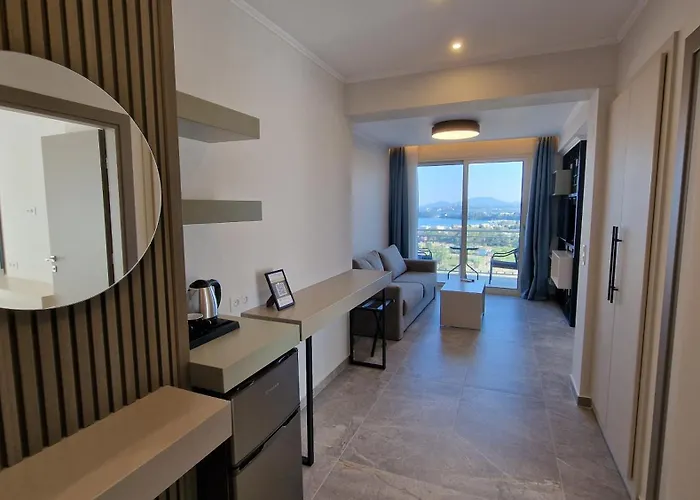 Corfelia Seaview