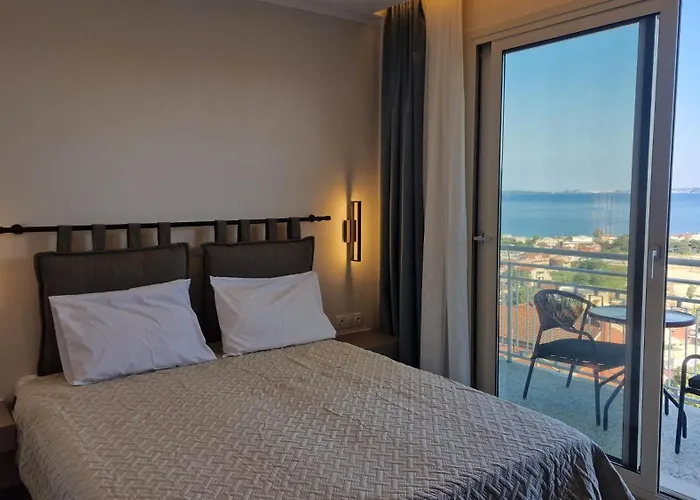 Corfelia Seaview Ξενοδοχείο με διαμερίσματα 4*