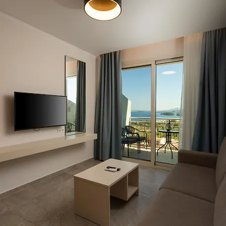 Corfelia Seaview Ýpsos